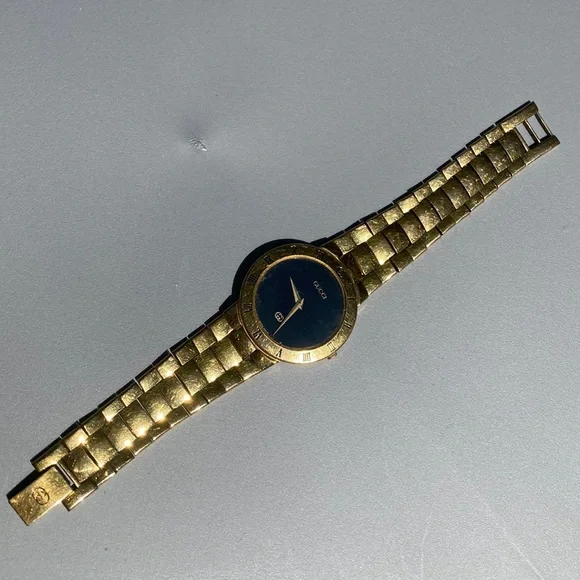 Gucci watch 3300 gold black Gucci 3300M Black Dial 18k Gold Plated & PVD Small 33mm  main image 3